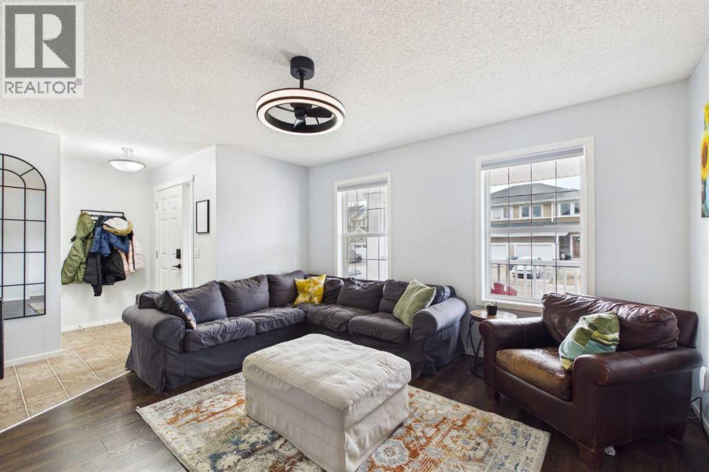 121 River Heights Crescent