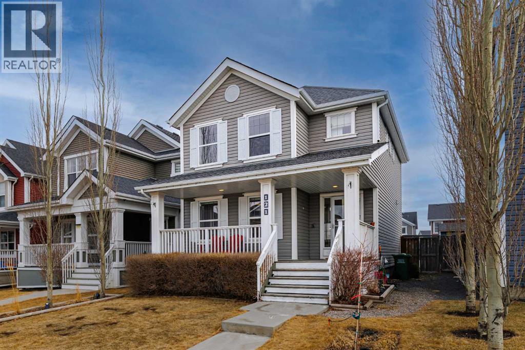 121 River Heights Crescent