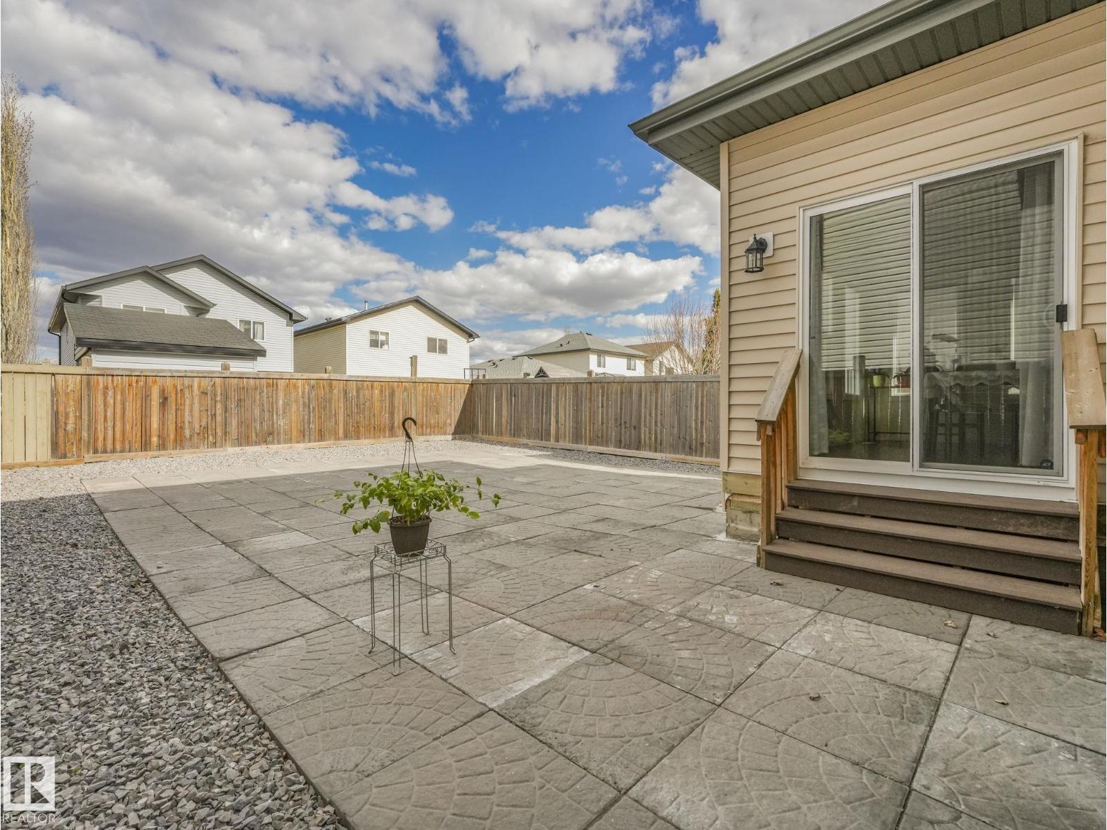 14227 138 ST NW NW