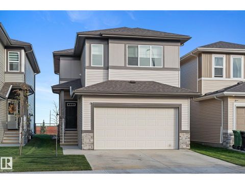 17 SUMAC CL Fort Saskatchewan AB T8L0J2