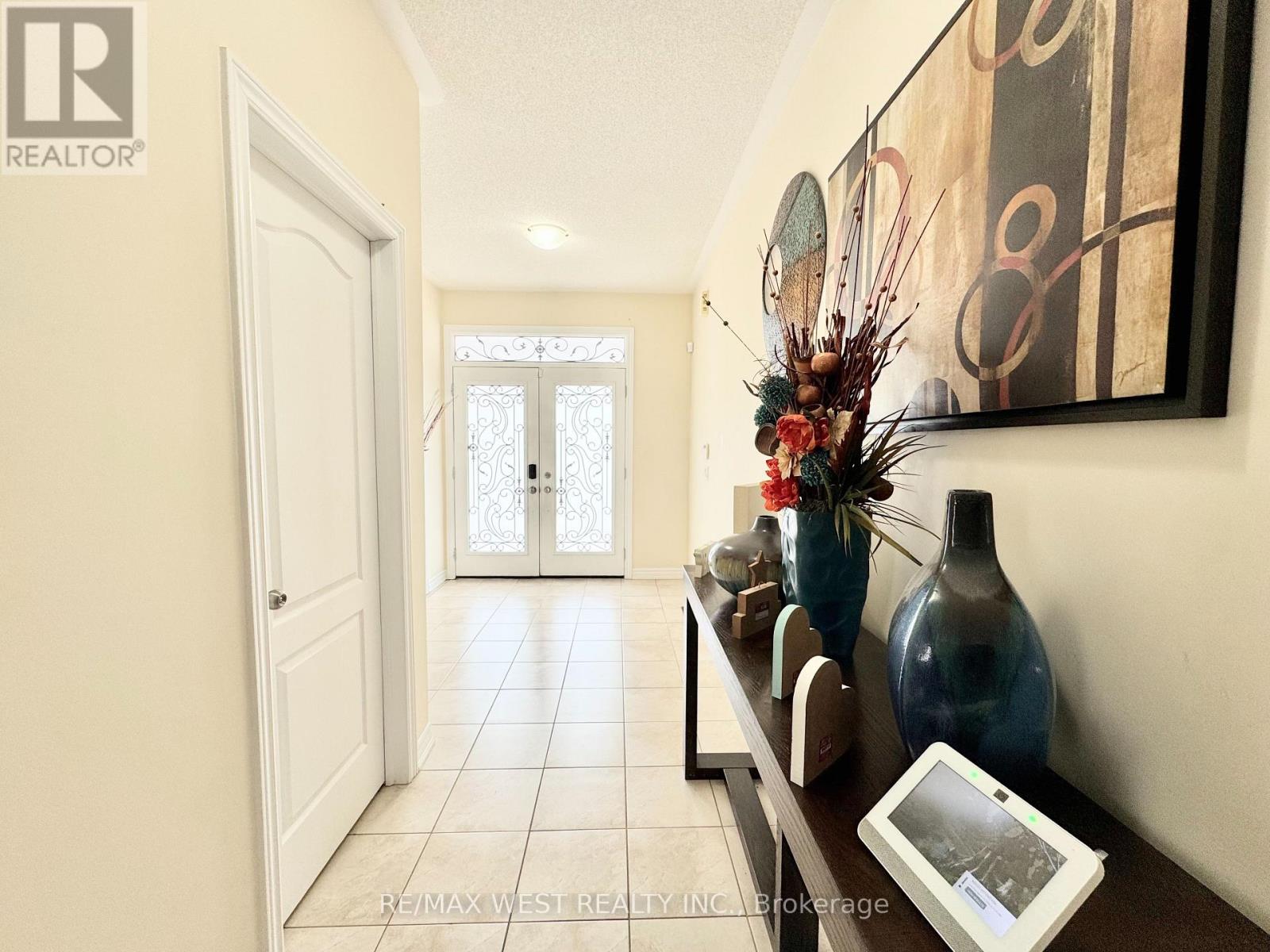 24 MAPLE CIDER STREET