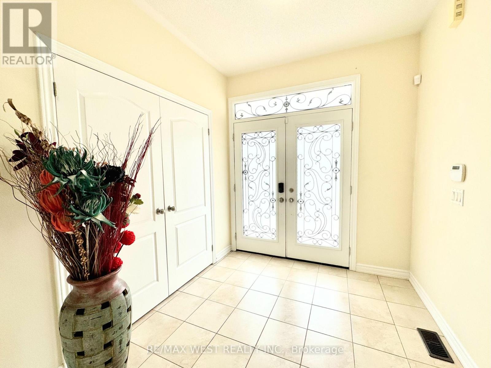 24 MAPLE CIDER STREET