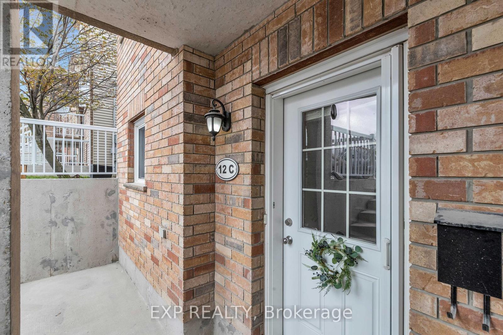12C - 50 HOWE DRIVE