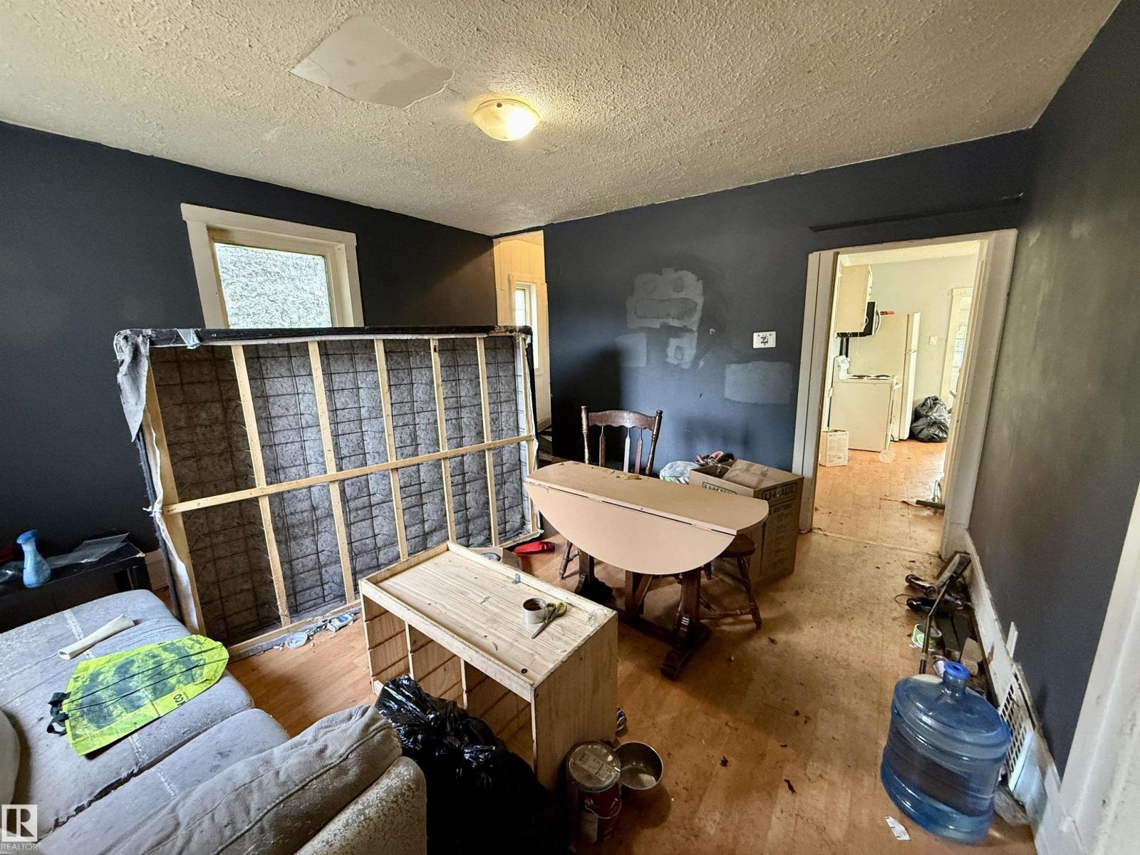 11723 80 ST NW