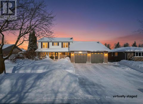 304 DEVON STREET Stratford ON N5A2Z9