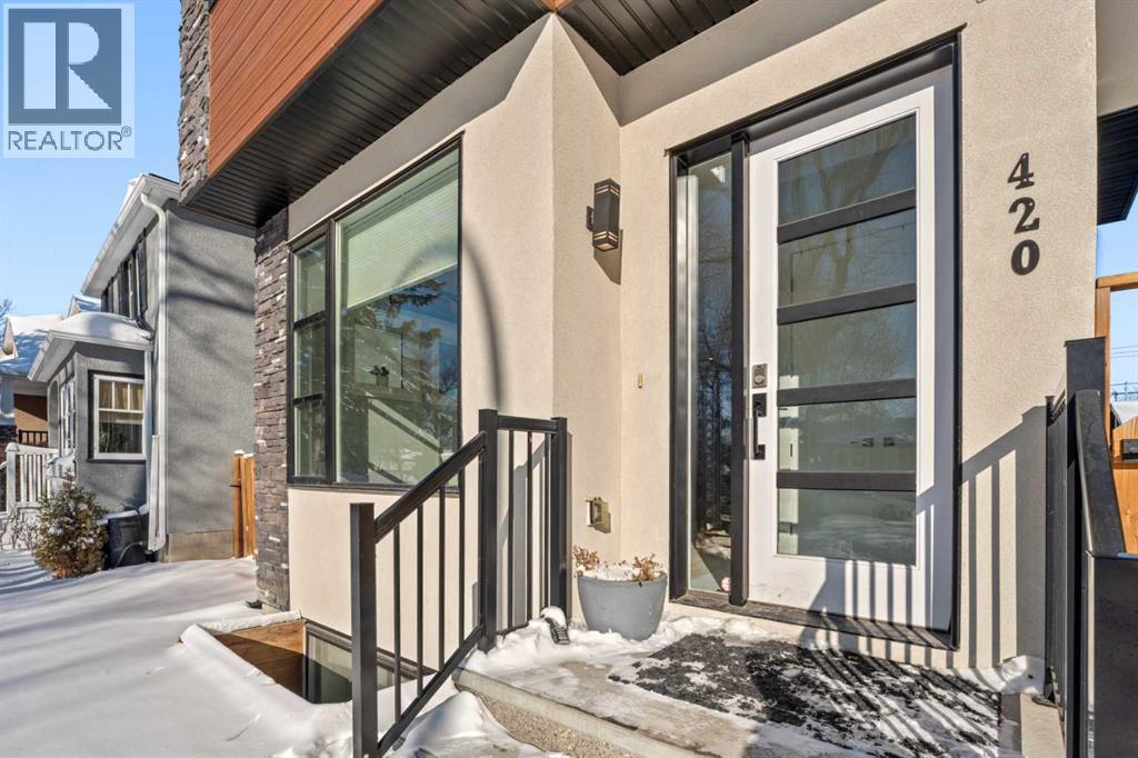 420 14 Avenue NE