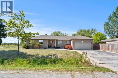301 MUD Street E Stoney Creek ON L8J2X7