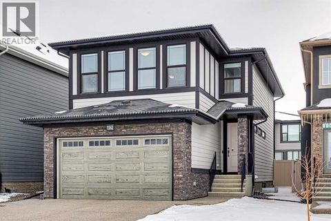 7262 11 Avenue SW Calgary AB T3H3V5