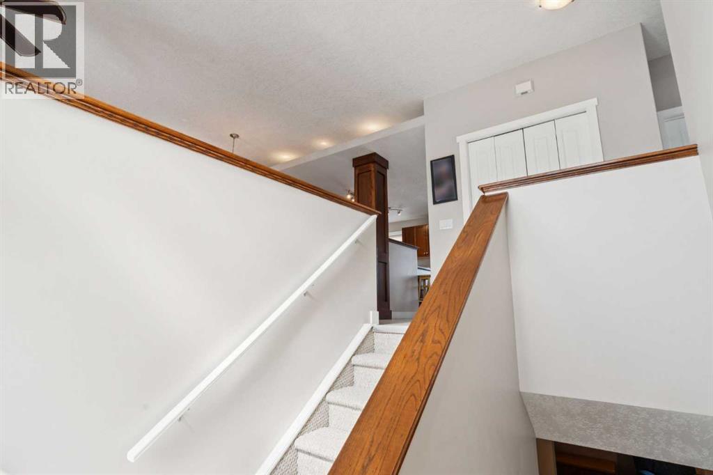 136 Luxstone Place SW