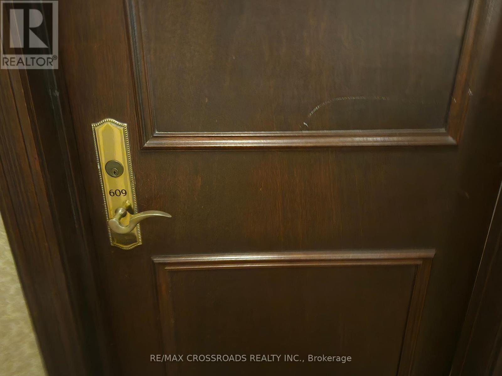 609 - 1883 MCNICOLL AVENUE