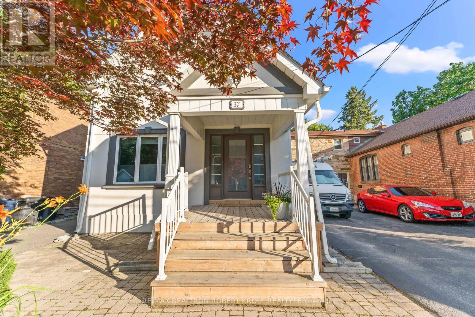 37 JOHNSTON AVENUE