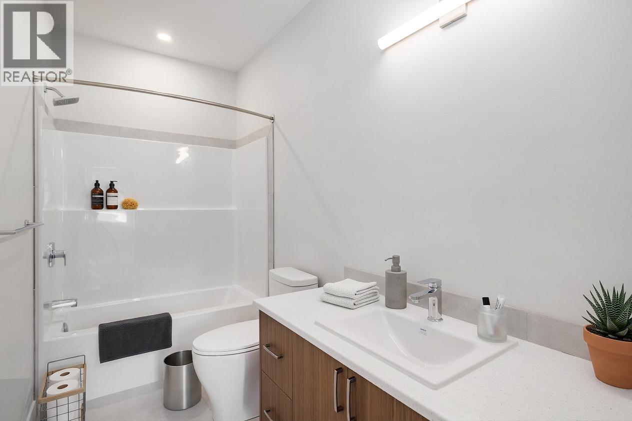 3425 Hilltown Drive Unit# 5