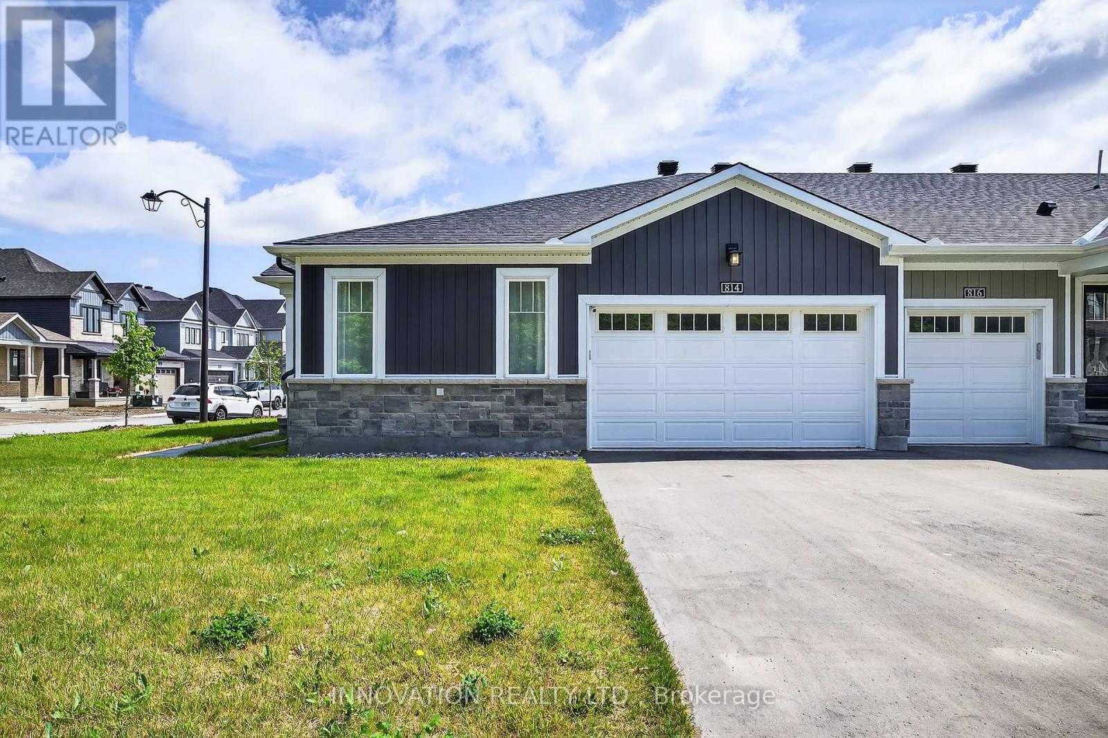 814 COMPANION CRESCENT