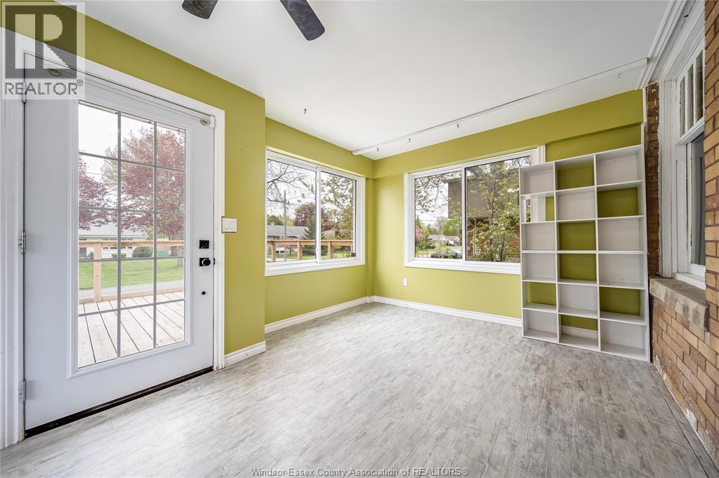 221 JOHN STREET East