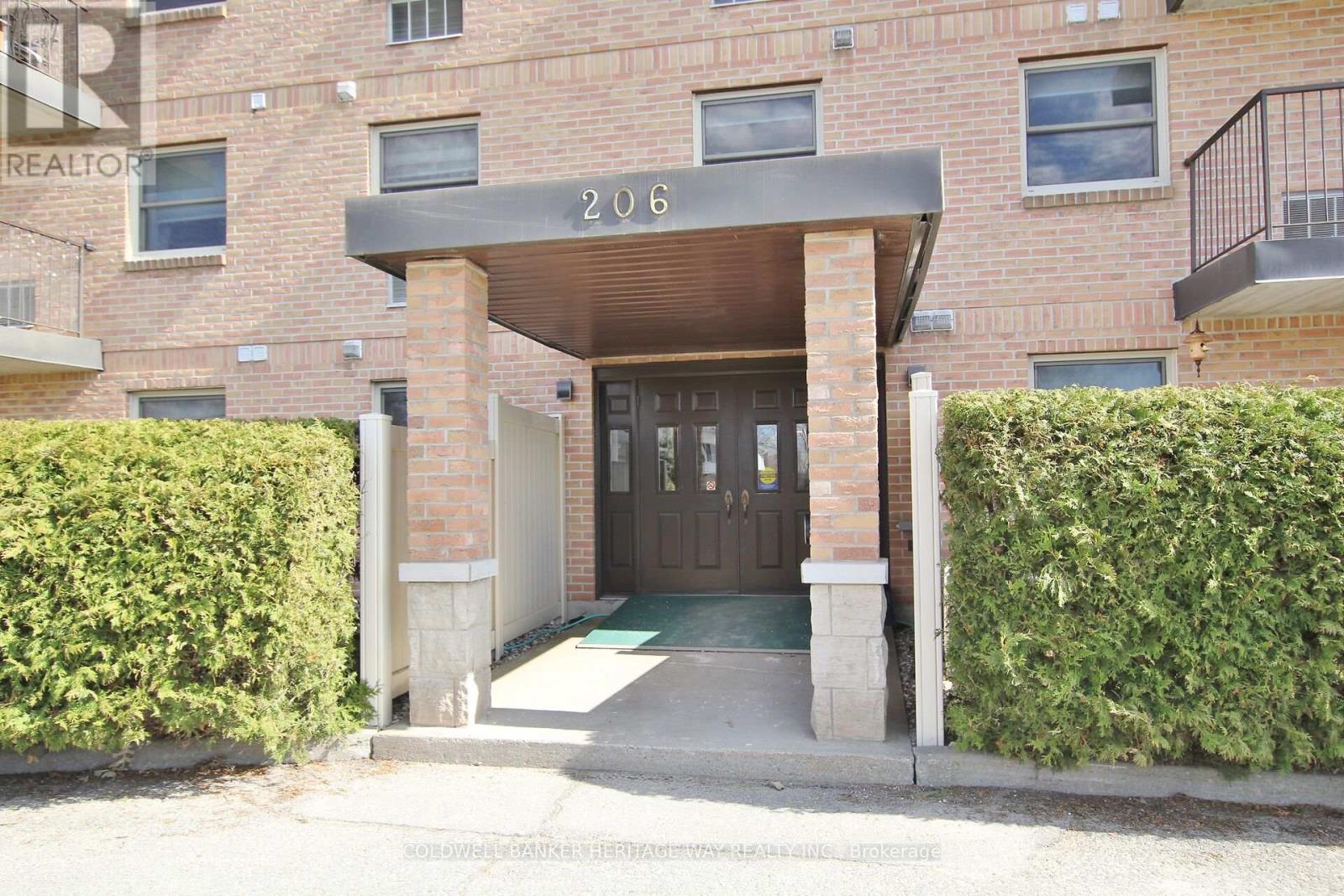 405 - 206 WOODWARD STREET