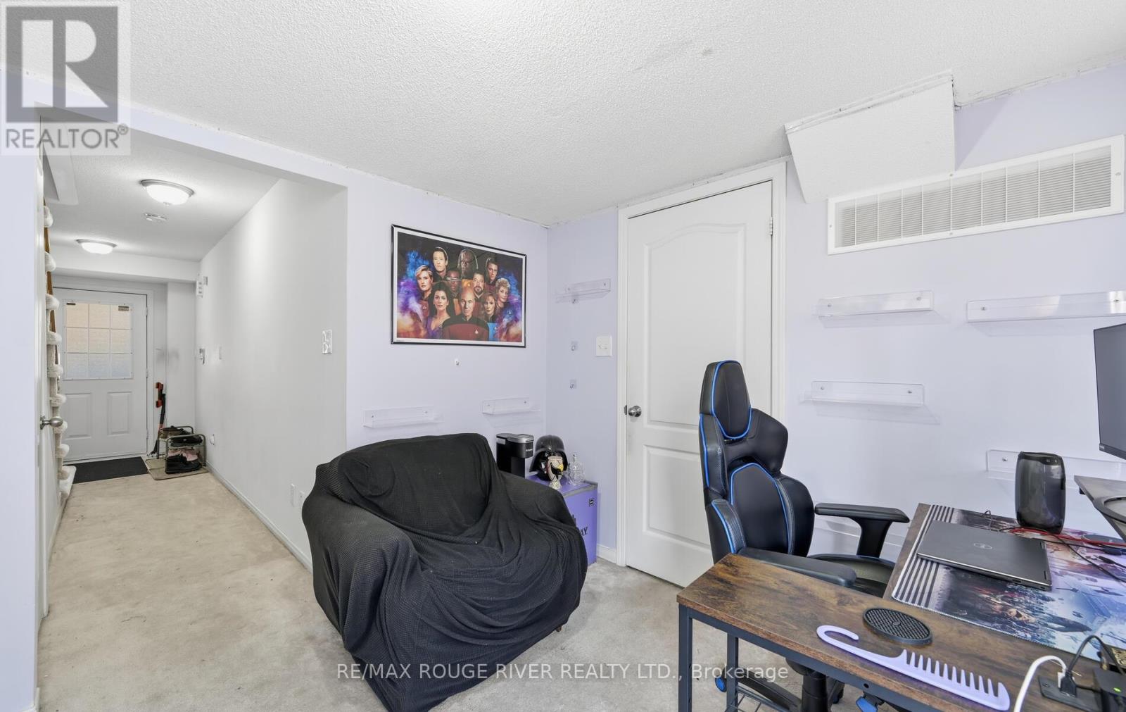 38 - 1850 KINGSTON ROAD