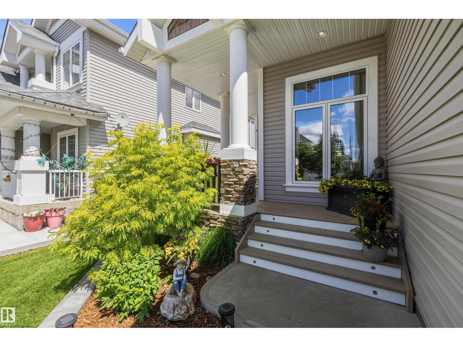 533 STEWART CR SW