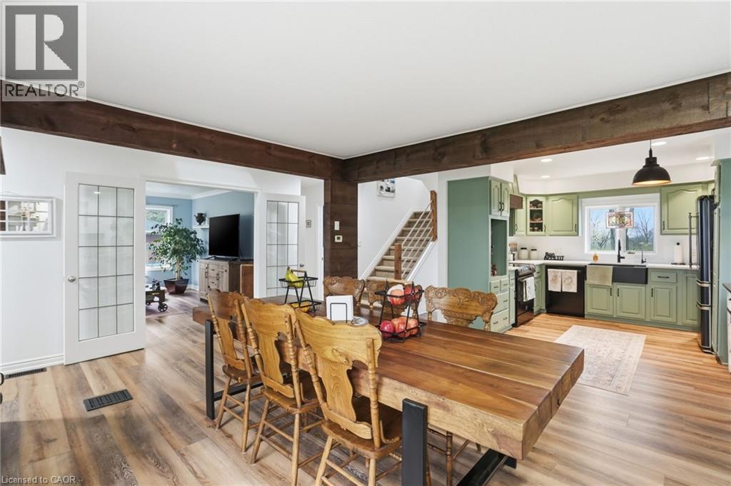 27 BLOSSOM Avenue