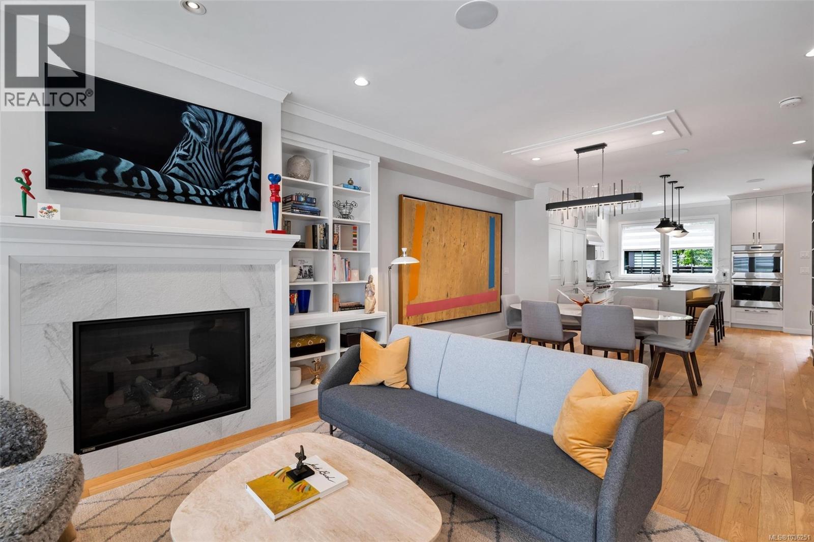 1034 Pentrelew Pl