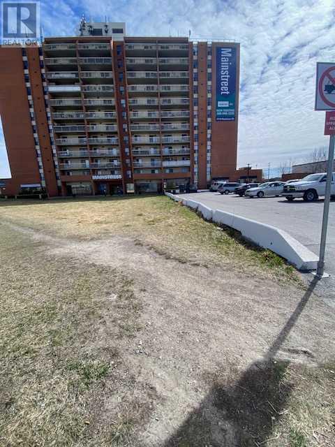 1702 Radisson Drive SE