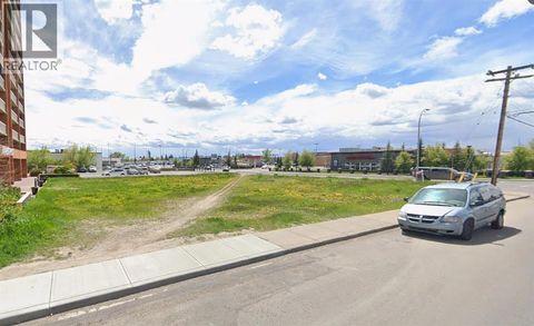 1702 Radisson Drive SE Calgary AB T2A7E9