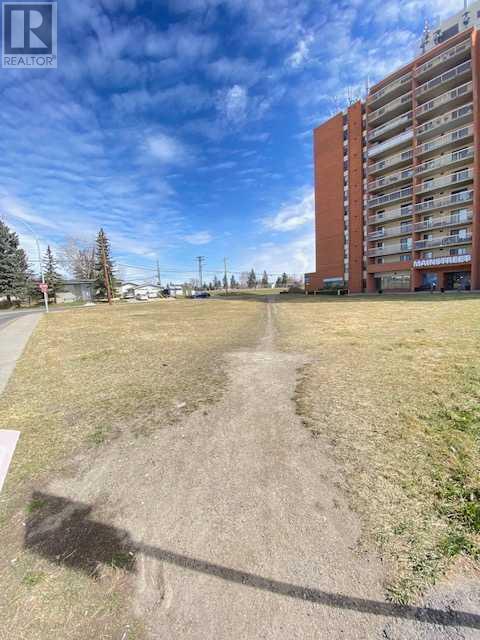 1702 Radisson Drive SE