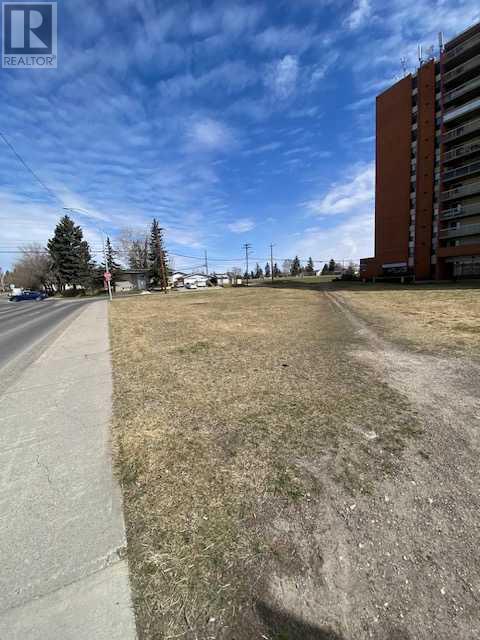 1702 Radisson Drive SE