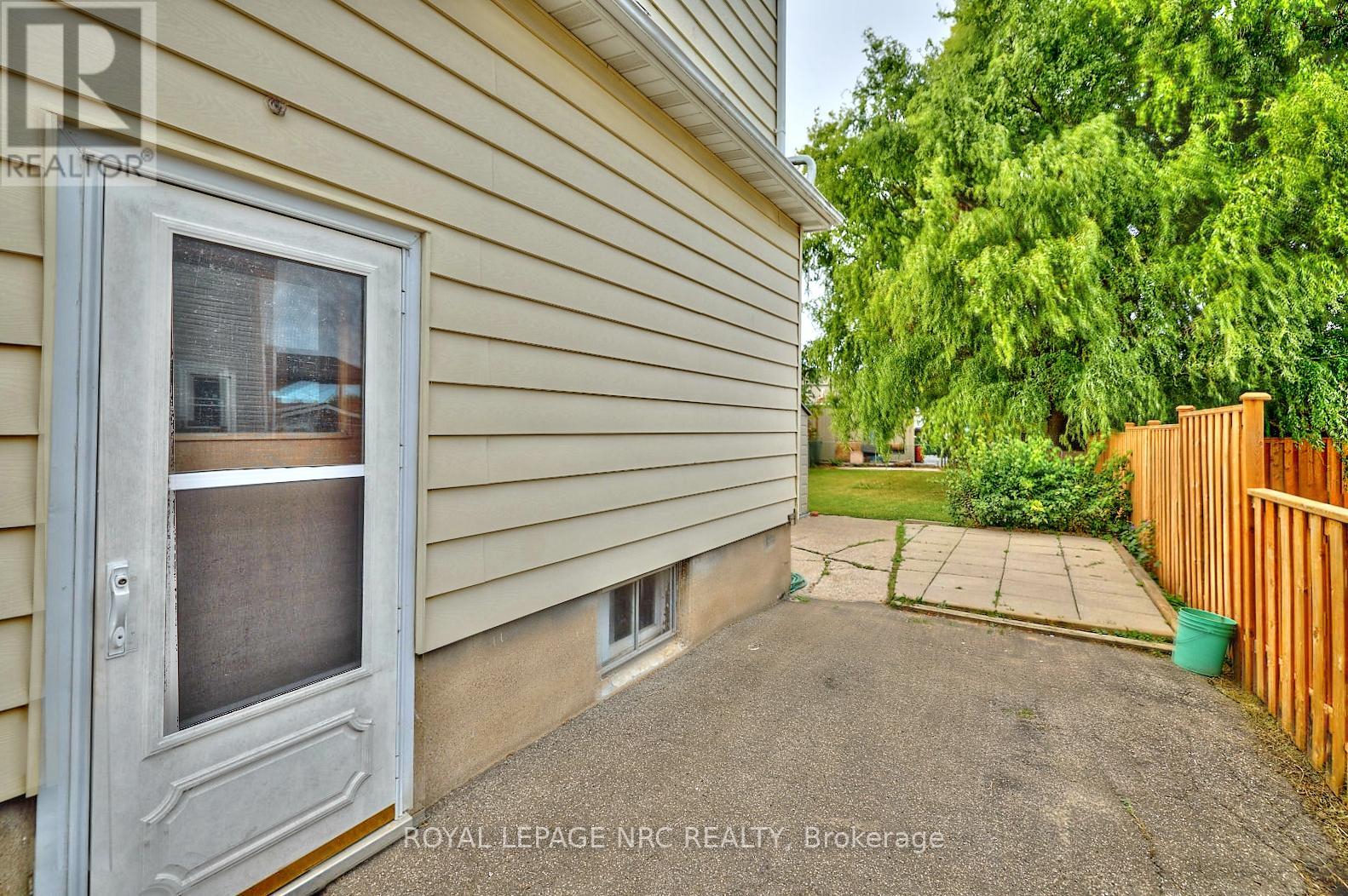 223 NIAGARA STREET