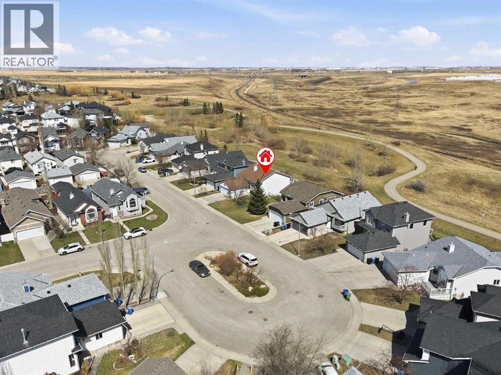 111 Coverton Close NE