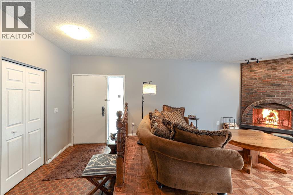 824 Whitemont Drive NE