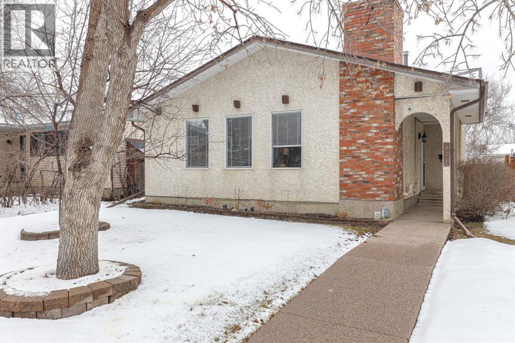 824 Whitemont Drive NE