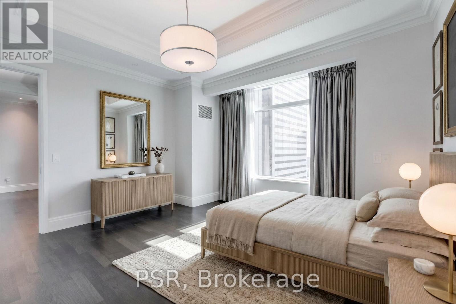 4406 - 311 BAY STREET