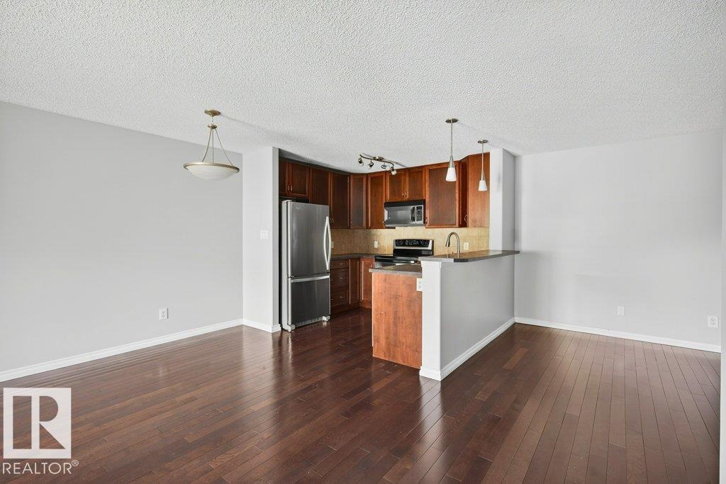 #321 17415 99 AV NW