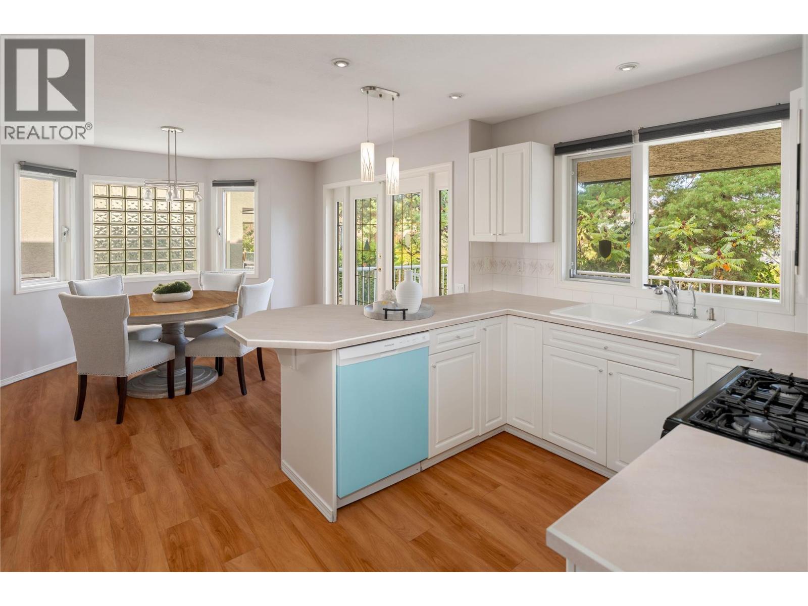 980 DILWORTH Drive Unit# 16