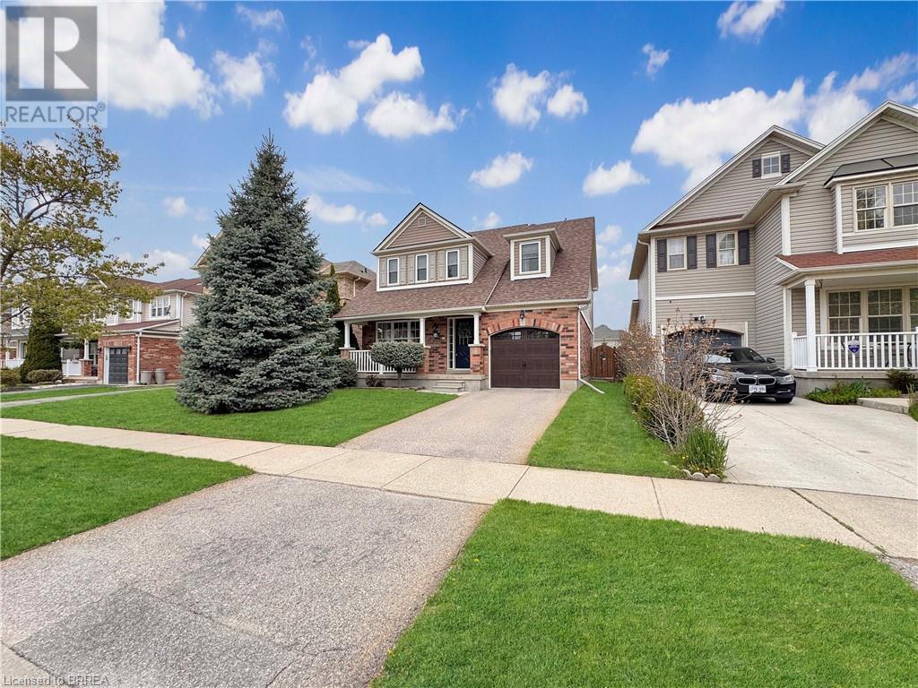 52 HOLLINRAKE Avenue