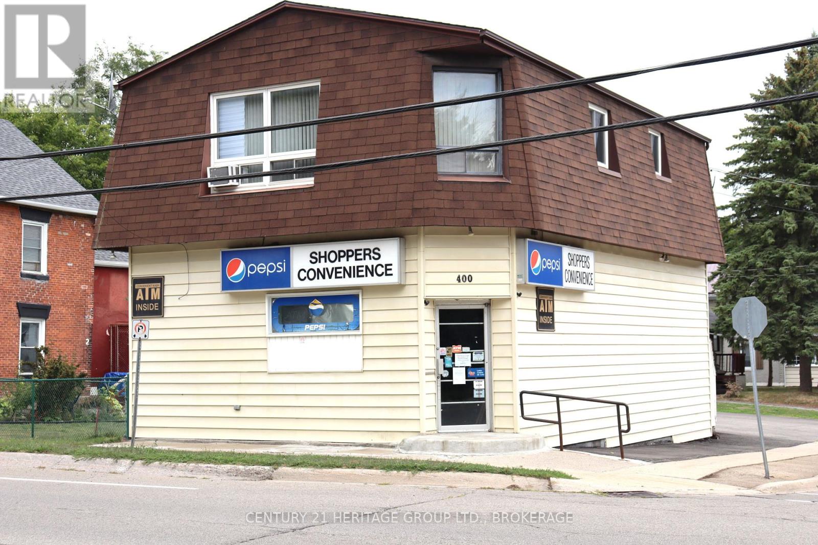 400 KING STREET W