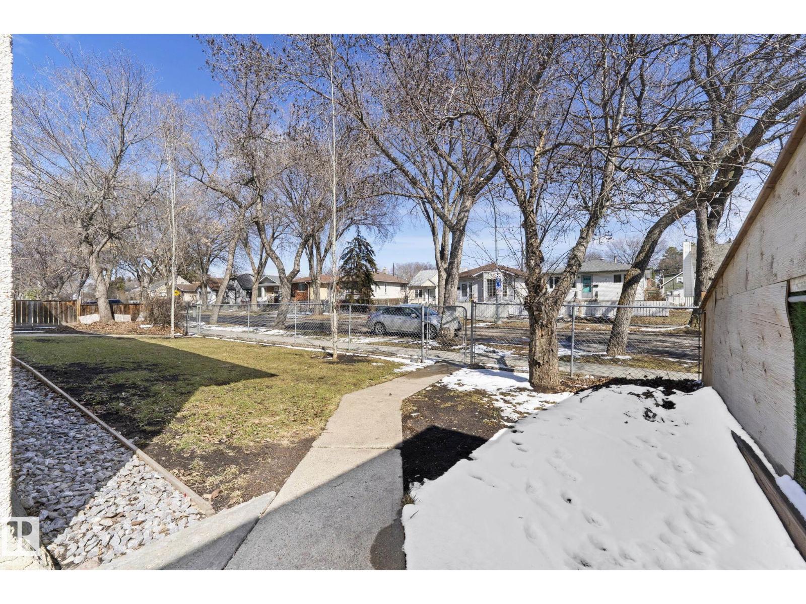 12210 92 ST NW