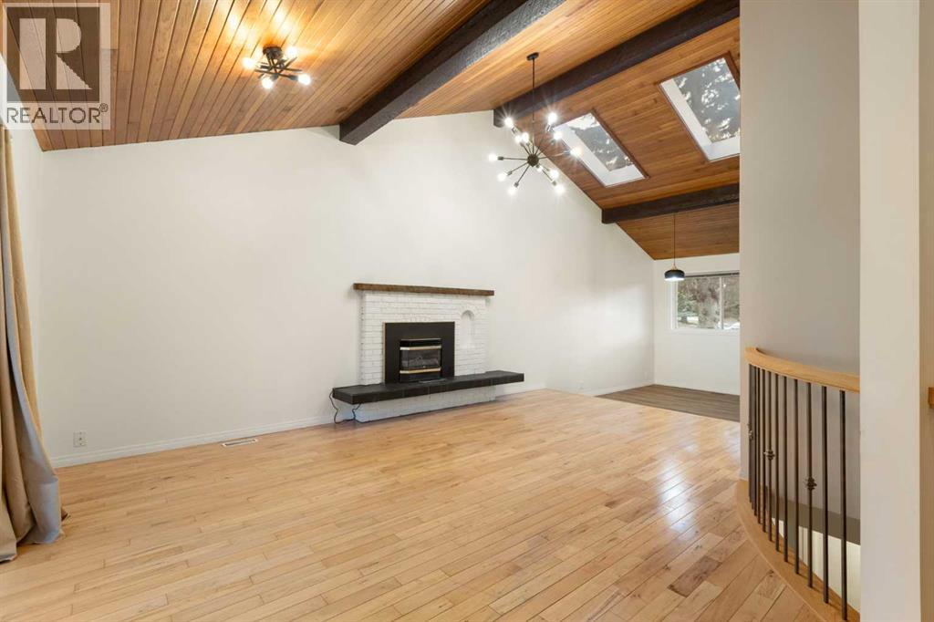 639 Canterbury Drive SW