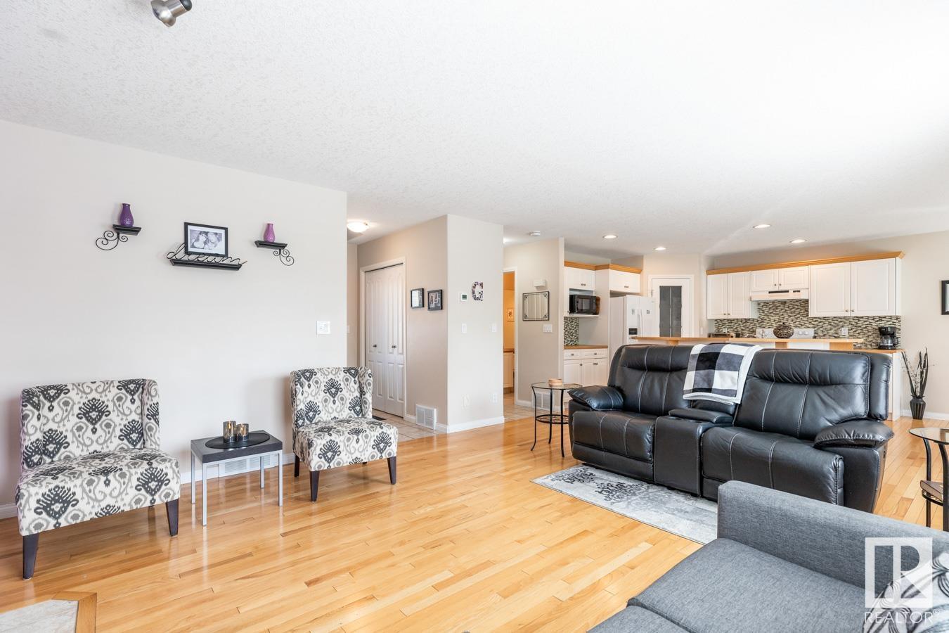 27 DEER PARK BV