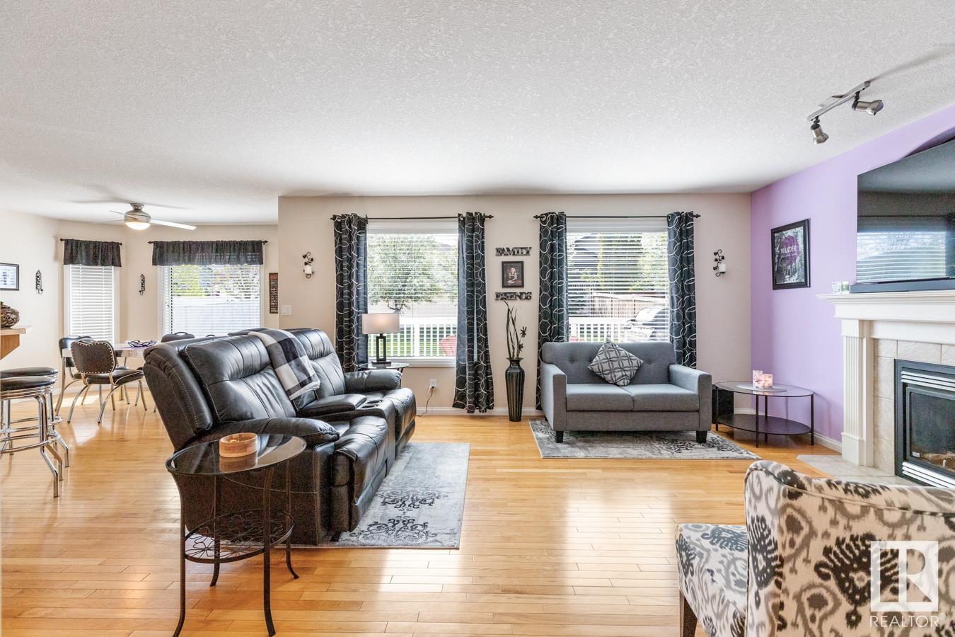 27 DEER PARK BV