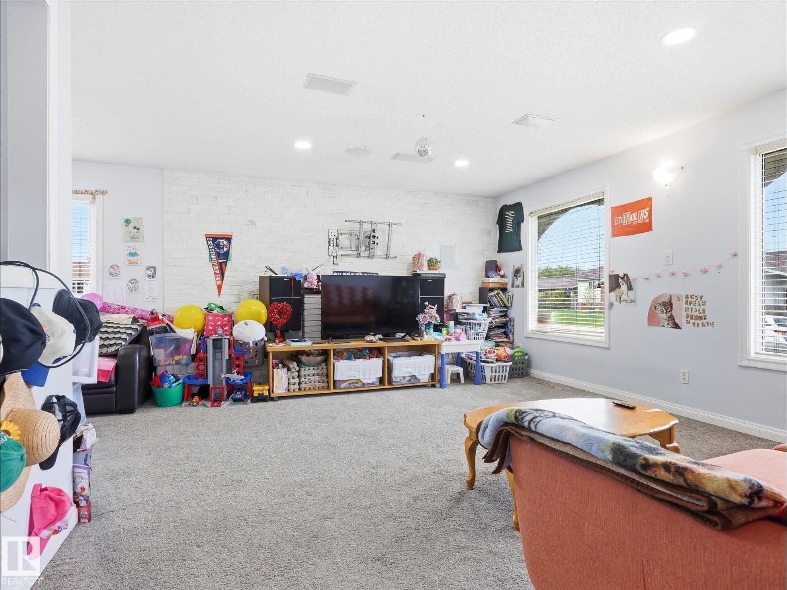 14320 117 ST NW
