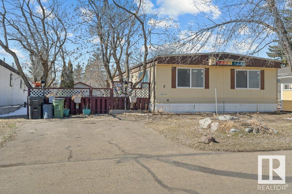 2 Meadow CR NW