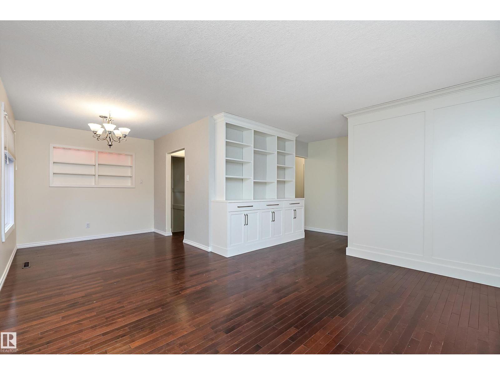 5804 112 ST NW