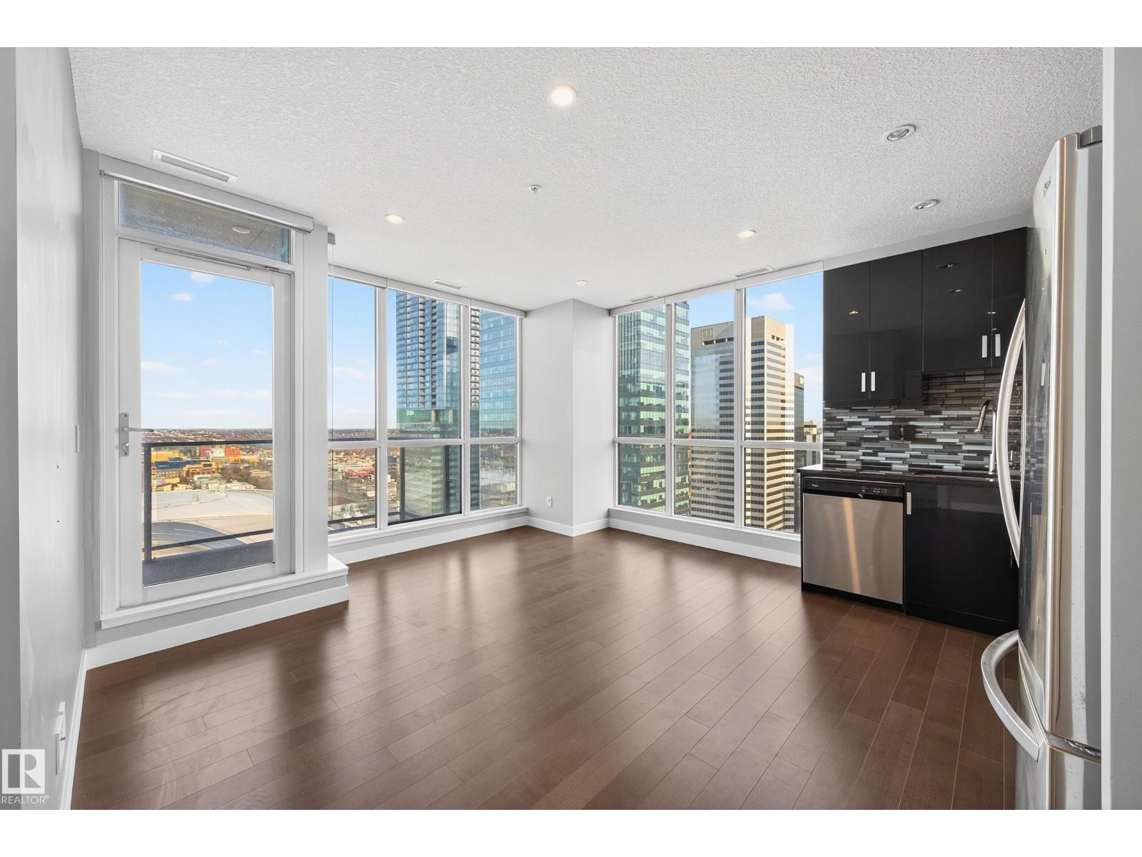 #2503 10238 103 ST NW