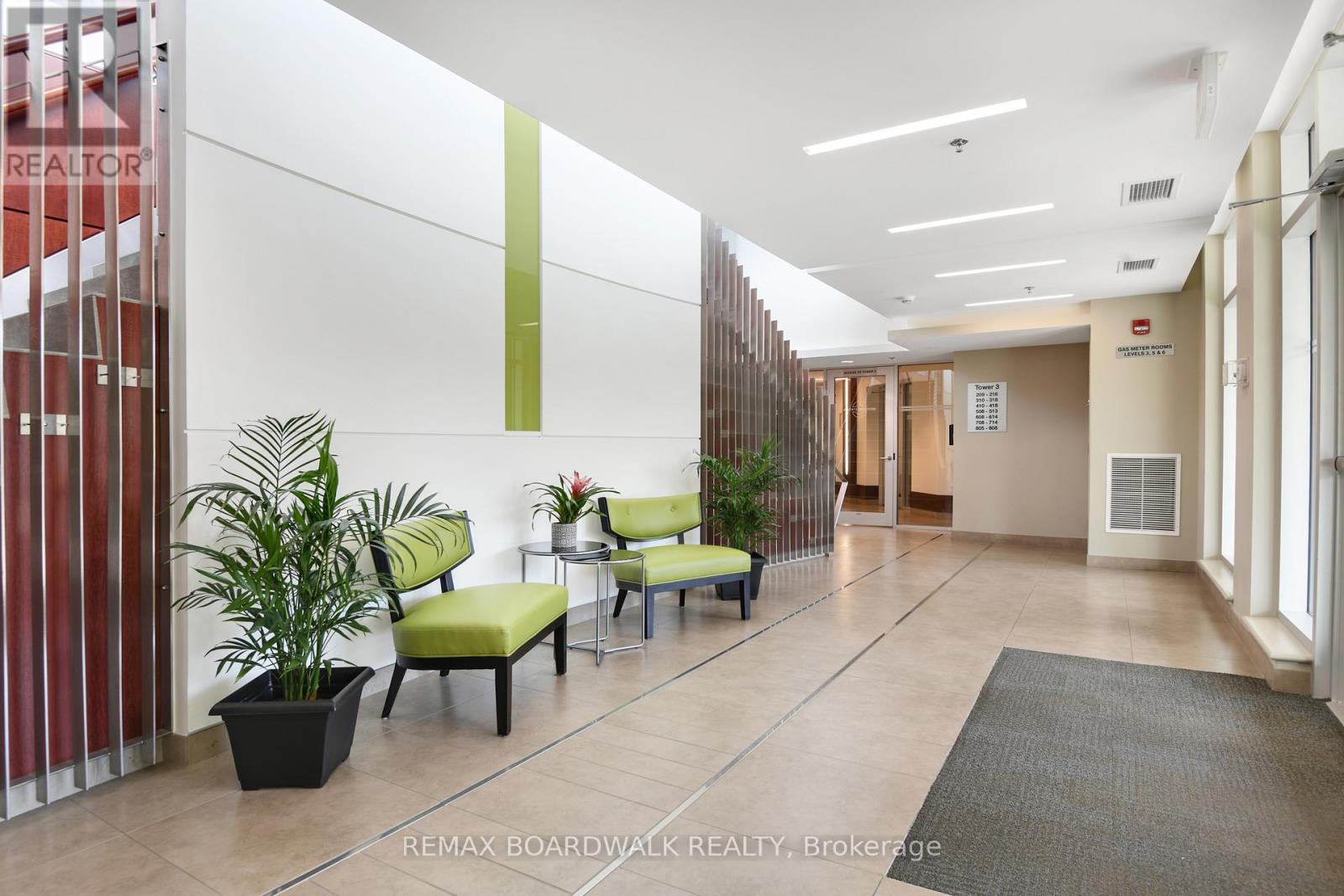 407 - 575 BYRON AVENUE