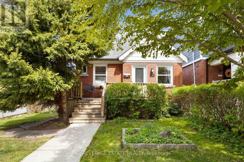 185 OAK PARK AVENUE Toronto (Woodbine-Lumsden) ON M4C4N1