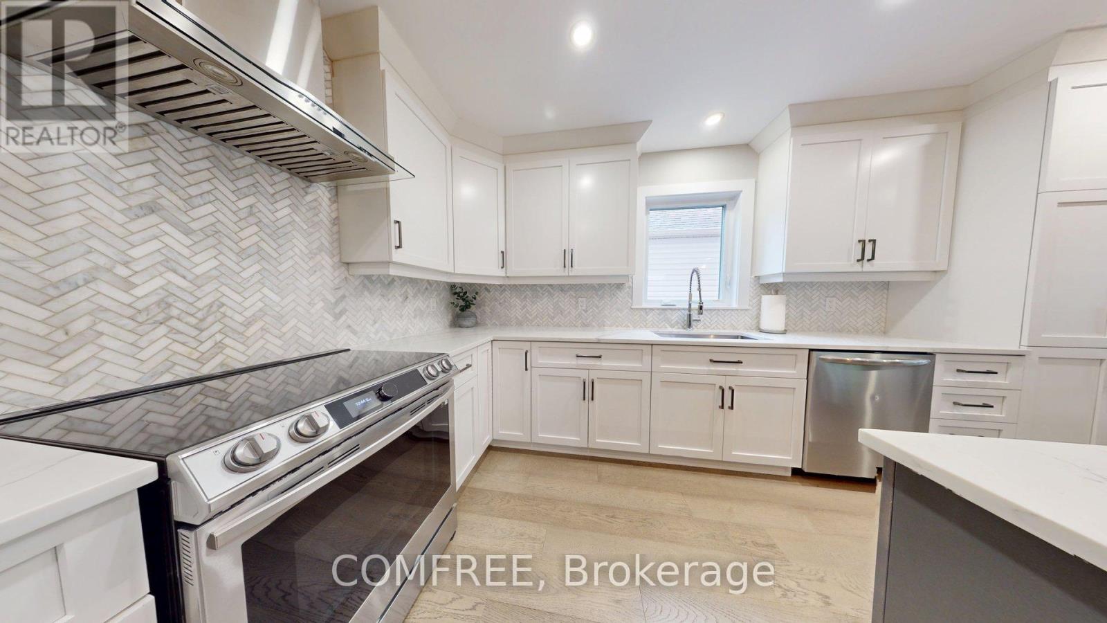 70 SIROCCO CRESCENT