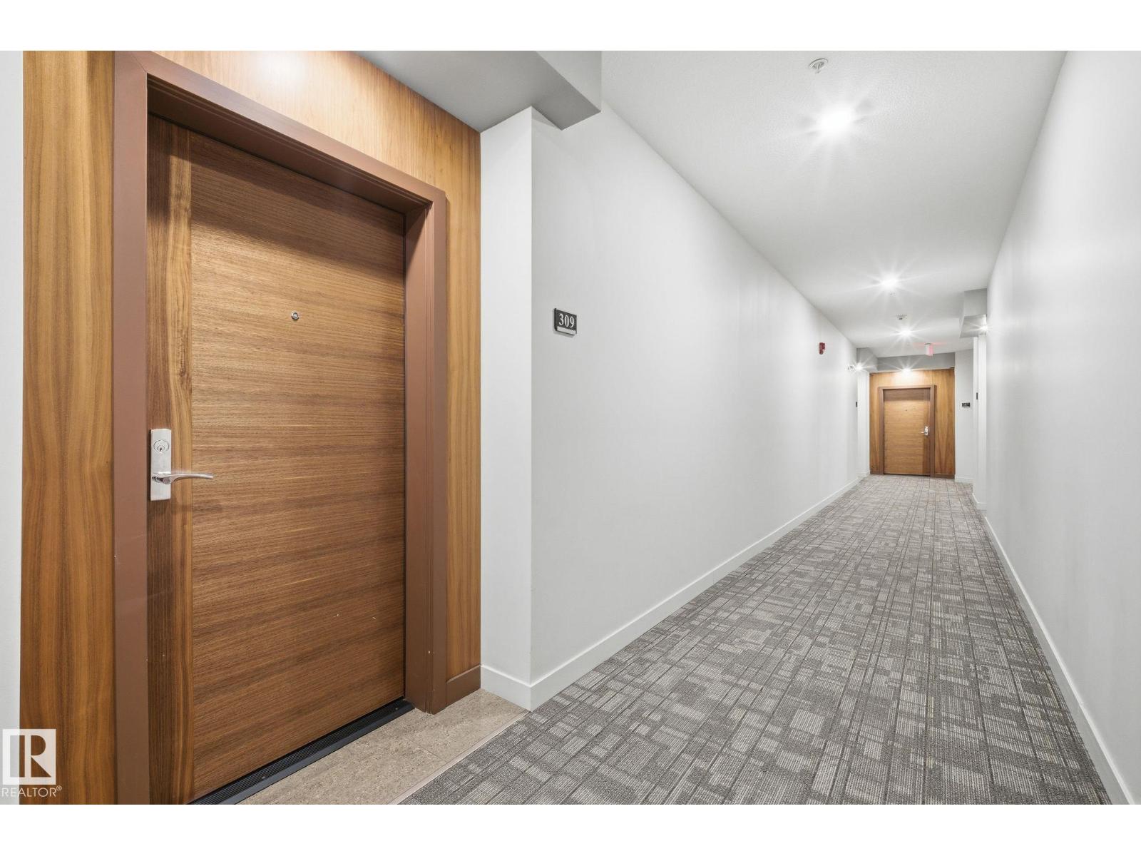 #309 625 LEGER WY NW