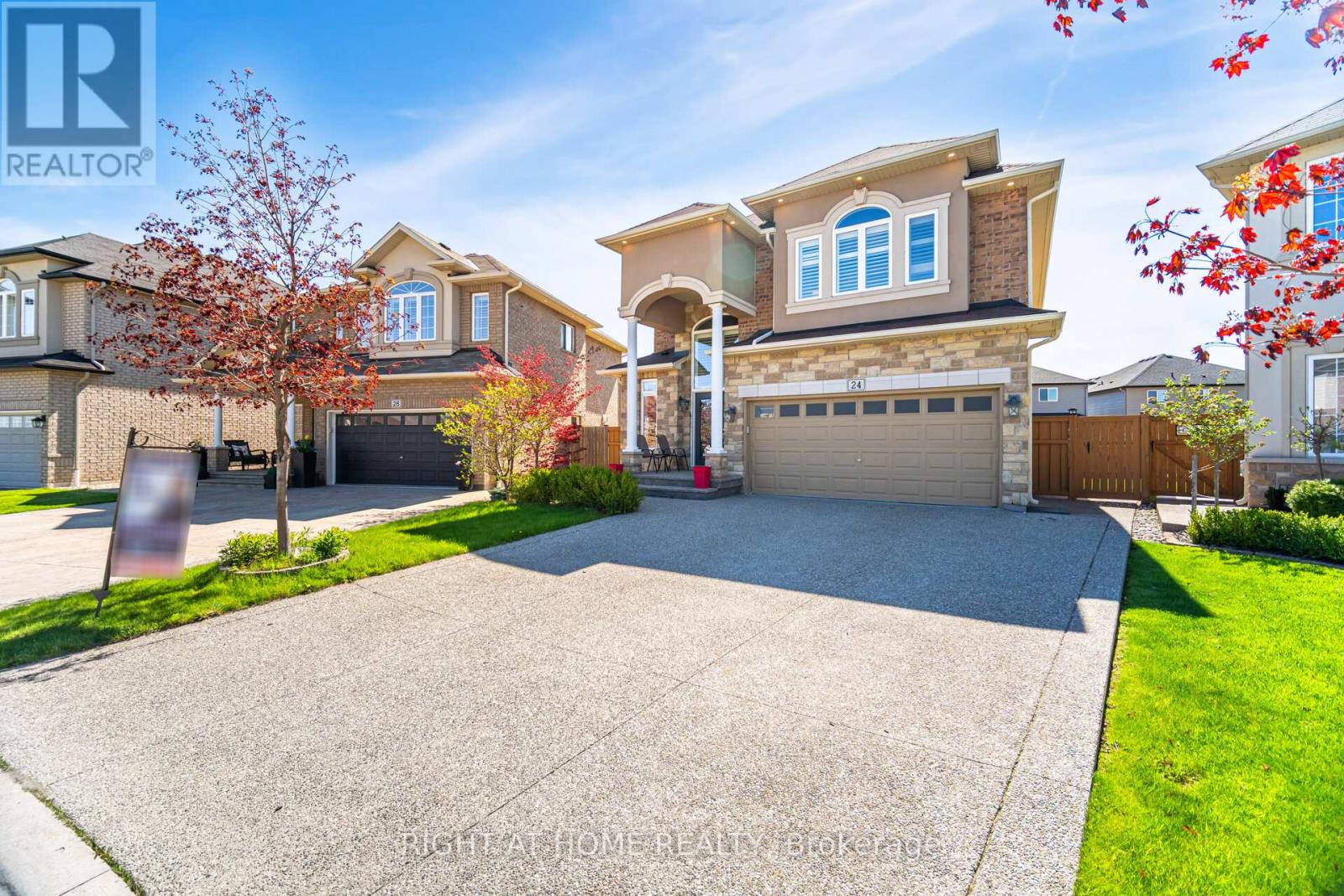 24 BIGGAR CRESCENT