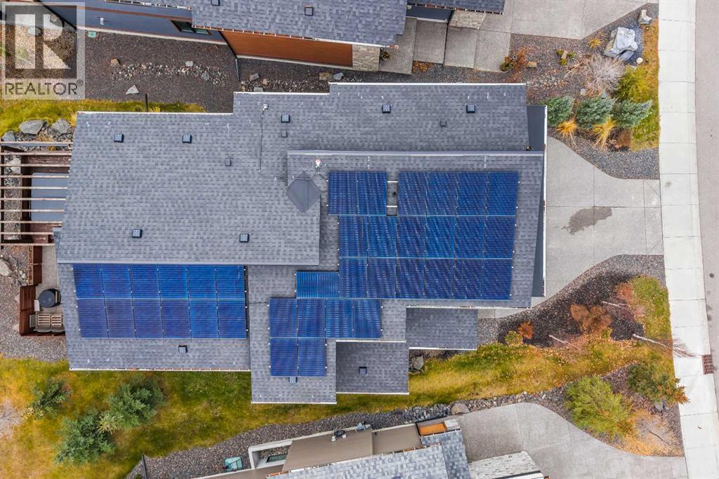 445 Stewart Creek Close